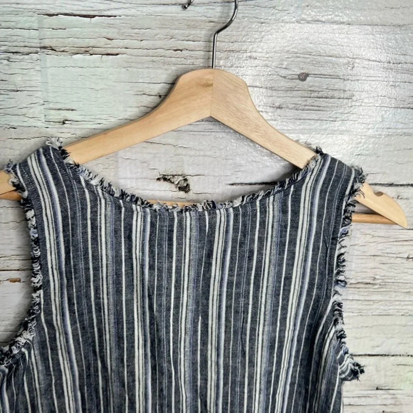 Caslon gray tank top striped raw hem  size small NWT Nordstrom - Picture 5 of 7